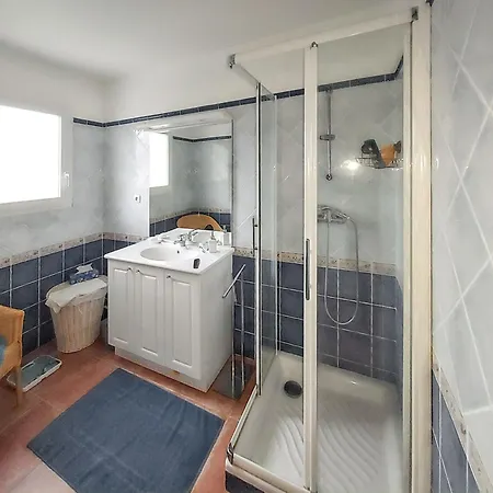 Maison De Confortable Avec Jardin Et Terrasse Au Lavandou Holiday home *