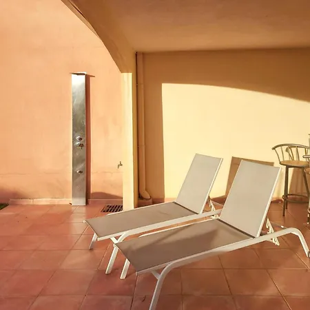 Holiday home Maison De Confortable Avec Jardin Et Terrasse Au Lavandou